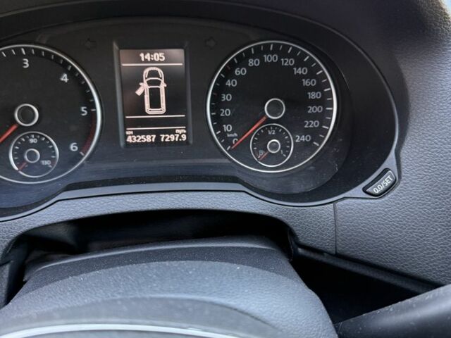 Черный Фольксваген Шаран, объемом двигателя 2 л и пробегом 432 тыс. км за 18300 $, фото 3 на Automoto.ua