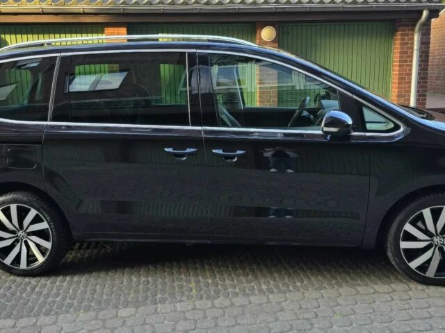 Черный Фольксваген Шаран, объемом двигателя 1.6 л и пробегом 48 тыс. км за 7500 $, фото 4 на Automoto.ua