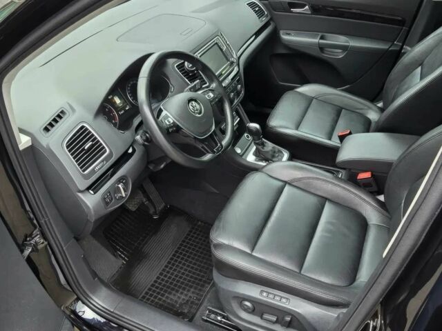 Черный Фольксваген Шаран, объемом двигателя 1.6 л и пробегом 48 тыс. км за 7500 $, фото 6 на Automoto.ua