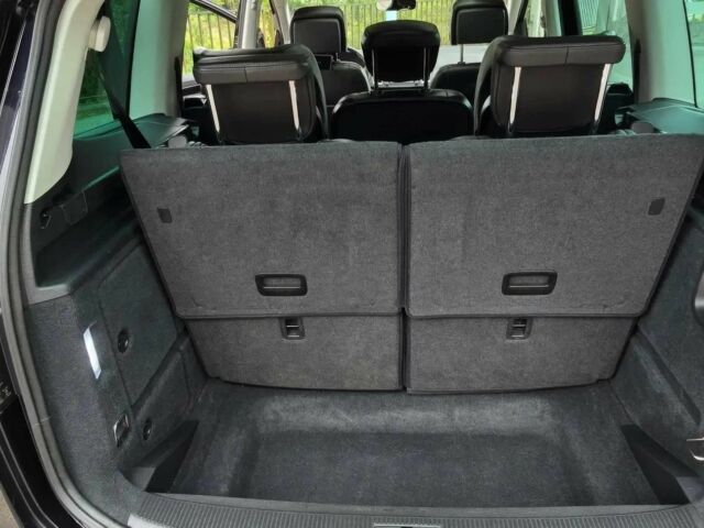 Черный Фольксваген Шаран, объемом двигателя 1.6 л и пробегом 48 тыс. км за 7500 $, фото 9 на Automoto.ua