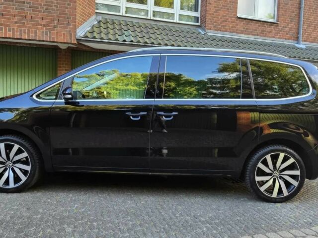 Черный Фольксваген Шаран, объемом двигателя 1.6 л и пробегом 48 тыс. км за 7500 $, фото 2 на Automoto.ua