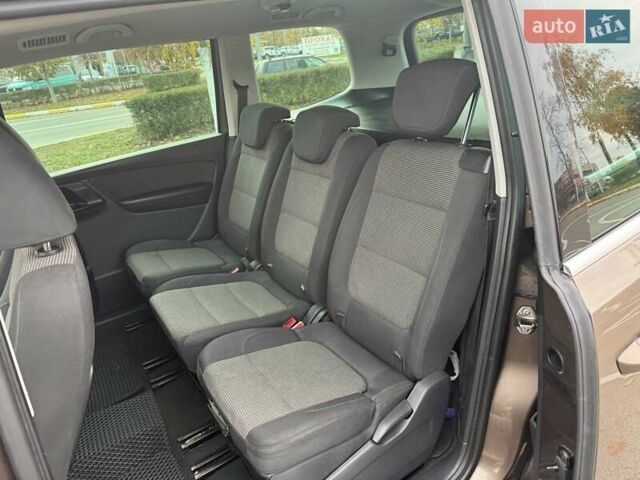 Коричневий Фольксваген Шаран, об'ємом двигуна 1.39 л та пробігом 250 тис. км за 10600 $, фото 16 на Automoto.ua