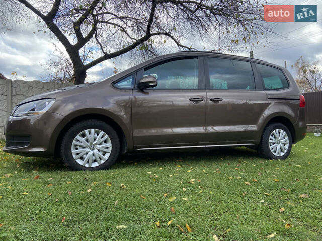 Коричневый Фольксваген Шаран, объемом двигателя 1.39 л и пробегом 198 тыс. км за 10800 $, фото 6 на Automoto.ua