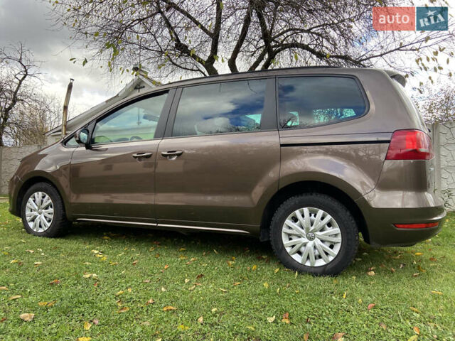 Коричневый Фольксваген Шаран, объемом двигателя 1.39 л и пробегом 198 тыс. км за 10800 $, фото 7 на Automoto.ua