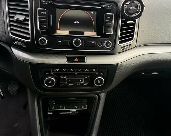 Коричневий Фольксваген Шаран, об'ємом двигуна 1.39 л та пробігом 250 тис. км за 10600 $, фото 9 на Automoto.ua