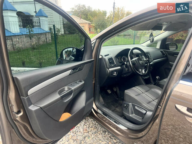 Коричневый Фольксваген Шаран, объемом двигателя 1.97 л и пробегом 322 тыс. км за 12400 $, фото 10 на Automoto.ua