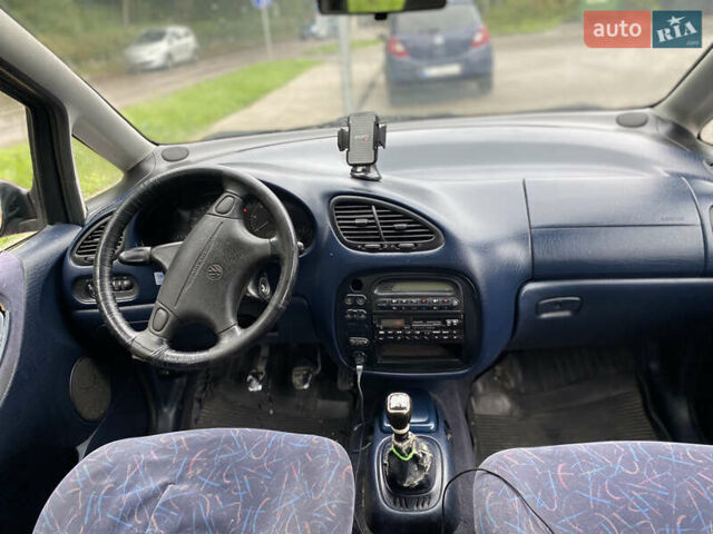 Фольксваген Шаран 1998 в Турке на Automoto.ua Красный Фольксваген Шаран, объемом двигателя 1.9 л и пробегом 500 тыс. км за 2599 $, фото 10 на Automoto.ua