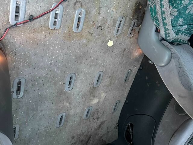 Червоний Фольксваген Шаран, об'ємом двигуна 0 л та пробігом 340 тис. км за 1900 $, фото 16 на Automoto.ua