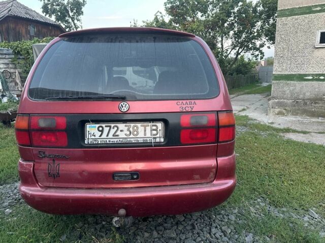 Червоний Фольксваген Шаран, об'ємом двигуна 0 л та пробігом 340 тис. км за 1900 $, фото 4 на Automoto.ua