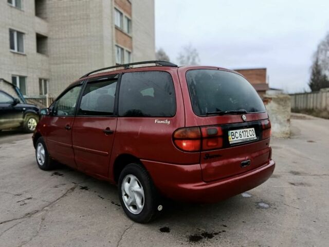 Красный Фольксваген Шаран, объемом двигателя 1.9 л и пробегом 284 тыс. км за 3200 $, фото 3 на Automoto.ua