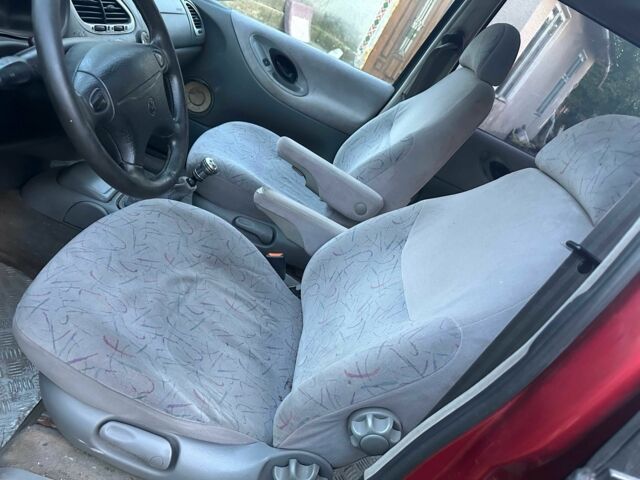 Червоний Фольксваген Шаран, об'ємом двигуна 0 л та пробігом 340 тис. км за 1900 $, фото 14 на Automoto.ua