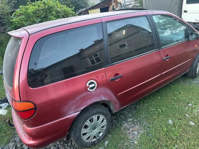 Червоний Фольксваген Шаран, об'ємом двигуна 0 л та пробігом 340 тис. км за 1900 $, фото 6 на Automoto.ua