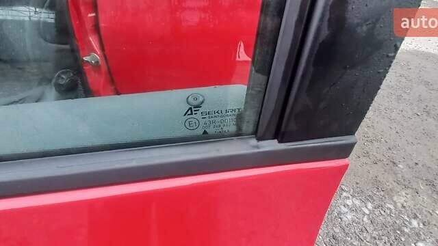 Красный Фольксваген Шаран, объемом двигателя 1.9 л и пробегом 242 тыс. км за 6500 $, фото 19 на Automoto.ua