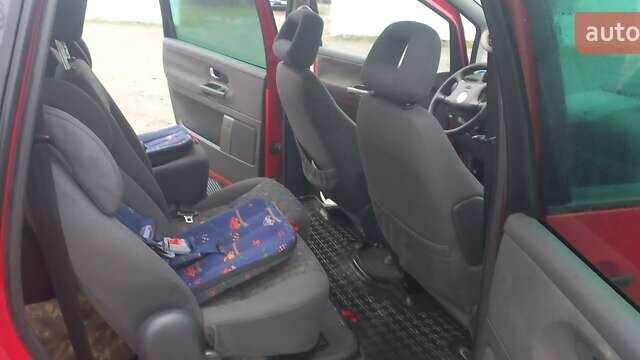 Красный Фольксваген Шаран, объемом двигателя 1.9 л и пробегом 242 тыс. км за 6500 $, фото 12 на Automoto.ua