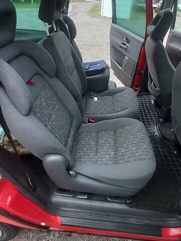 Красный Фольксваген Шаран, объемом двигателя 1.9 л и пробегом 242 тыс. км за 6500 $, фото 14 на Automoto.ua