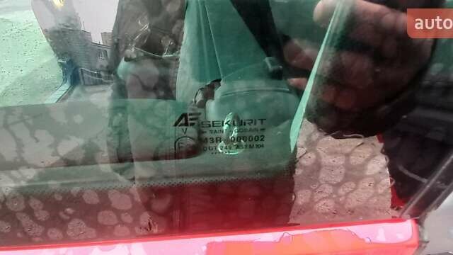 Красный Фольксваген Шаран, объемом двигателя 1.9 л и пробегом 242 тыс. км за 6500 $, фото 22 на Automoto.ua