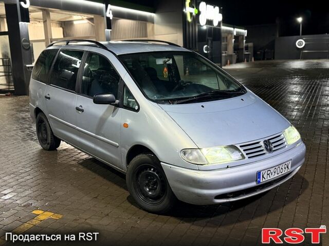 Фольксваген Шаран, об'ємом двигуна 1.9 л та пробігом 343 тис. км за 1400 $, фото 2 на Automoto.ua