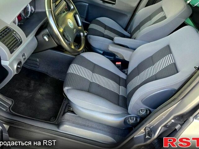 Фольксваген Шаран, объемом двигателя 1.9 л и пробегом 0 тыс. км за 1100 $, фото 9 на Automoto.ua