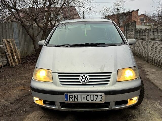 Фольксваген Шаран, об'ємом двигуна 1.9 л та пробігом 360 тис. км за 2000 $, фото 1 на Automoto.ua