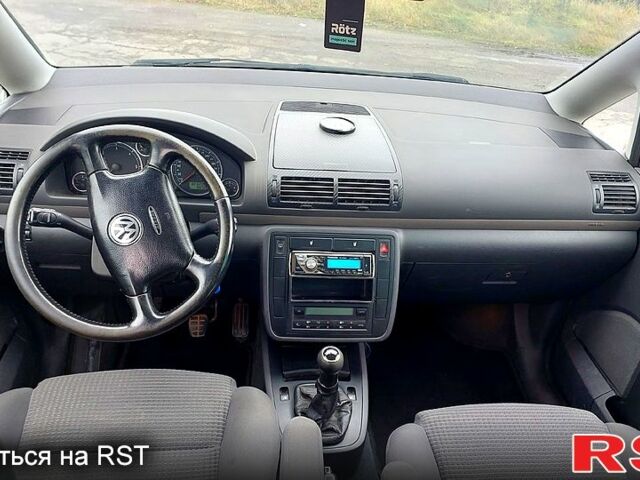 Фольксваген Шаран, объемом двигателя 1.9 л и пробегом 323 тыс. км за 2999 $, фото 5 на Automoto.ua