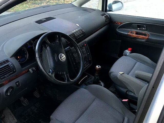 Фольксваген Шаран, объемом двигателя 1.9 л и пробегом 150 тыс. км за 2950 $, фото 6 на Automoto.ua