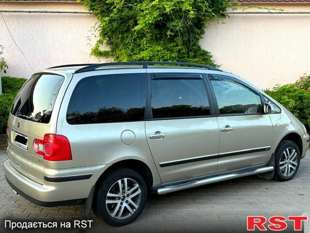 Фольксваген Шаран, объемом двигателя 1.8 л и пробегом 254 тыс. км за 6850 $, фото 1 на Automoto.ua