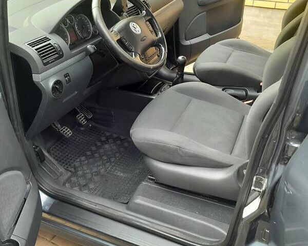 Фольксваген Шаран, объемом двигателя 2 л и пробегом 304 тыс. км за 7200 $, фото 11 на Automoto.ua