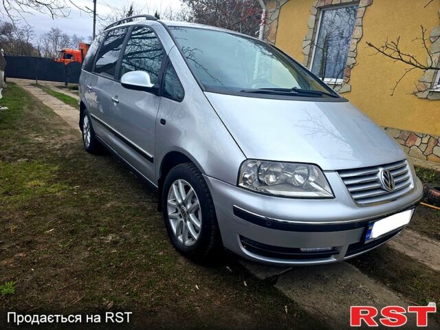 Фольксваген Шаран, объемом двигателя 19 л и пробегом 300 тыс. км за 7500 $, фото 1 на Automoto.ua
