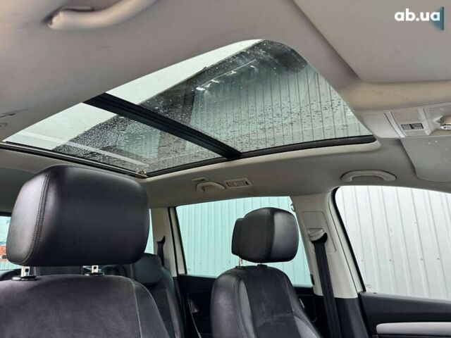 Фольксваген Шаран 2013 в Киеве на Automoto.ua Фольксваген Шаран, объемом двигателя 1.4 л и пробегом 155 тыс. км за 12500 $, фото 29 на Automoto.ua