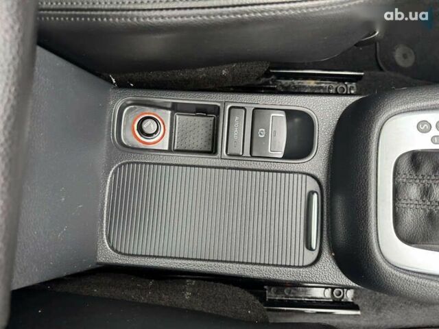 Фольксваген Шаран 2013 в Киеве на Automoto.ua Фольксваген Шаран, объемом двигателя 1.4 л и пробегом 155 тыс. км за 12500 $, фото 27 на Automoto.ua