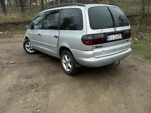 Сірий Фольксваген Шаран, об'ємом двигуна 1.9 л та пробігом 321 тис. км за 1250 $, фото 2 на Automoto.ua