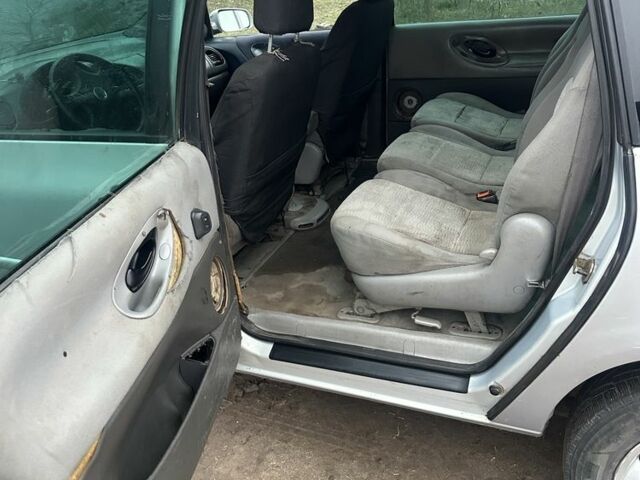 Сірий Фольксваген Шаран, об'ємом двигуна 1.9 л та пробігом 321 тис. км за 1250 $, фото 6 на Automoto.ua