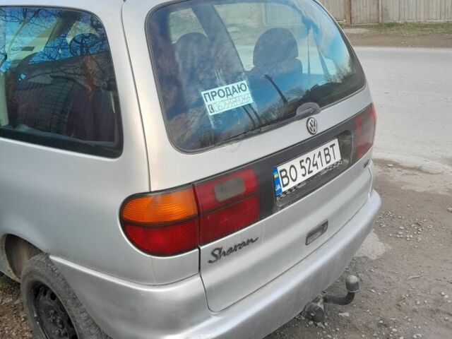 Серый Фольксваген Шаран, объемом двигателя 1.9 л и пробегом 400 тыс. км за 3139 $, фото 4 на Automoto.ua