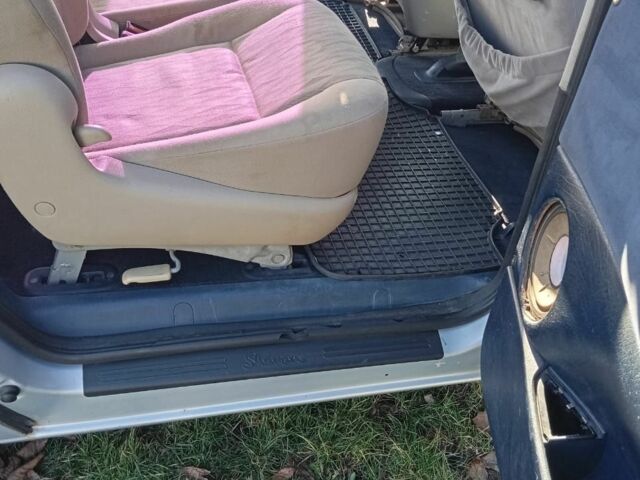 Серый Фольксваген Шаран, объемом двигателя 1.9 л и пробегом 420 тыс. км за 2800 $, фото 2 на Automoto.ua