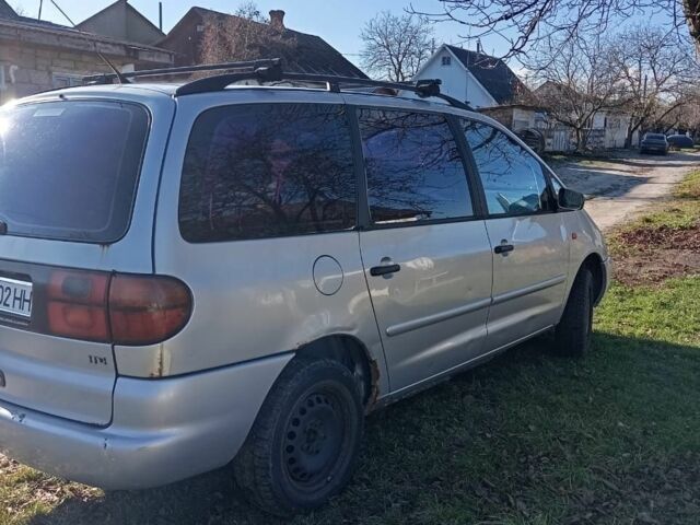 Серый Фольксваген Шаран, объемом двигателя 1.9 л и пробегом 420 тыс. км за 2800 $, фото 12 на Automoto.ua