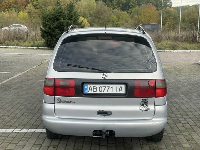 Сірий Фольксваген Шаран, об'ємом двигуна 1.8 л та пробігом 330 тис. км за 2600 $, фото 4 на Automoto.ua
