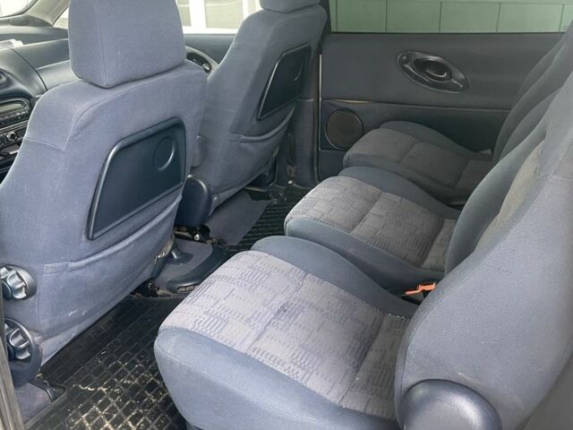 Сірий Фольксваген Шаран, об'ємом двигуна 1.8 л та пробігом 330 тис. км за 2600 $, фото 6 на Automoto.ua