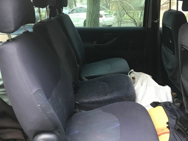 Серый Фольксваген Шаран, объемом двигателя 1.8 л и пробегом 3 тыс. км за 2300 $, фото 5 на Automoto.ua