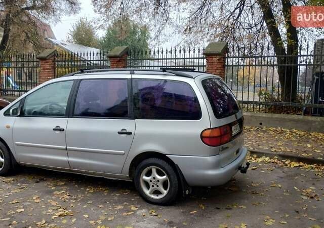 Серый Фольксваген Шаран, объемом двигателя 2.8 л и пробегом 403 тыс. км за 3499 $, фото 5 на Automoto.ua