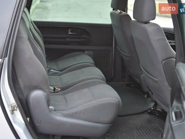 Серый Фольксваген Шаран, объемом двигателя 1.9 л и пробегом 314 тыс. км за 4300 $, фото 33 на Automoto.ua