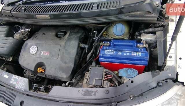 Сірий Фольксваген Шаран, об'ємом двигуна 1.9 л та пробігом 380 тис. км за 4000 $, фото 34 на Automoto.ua