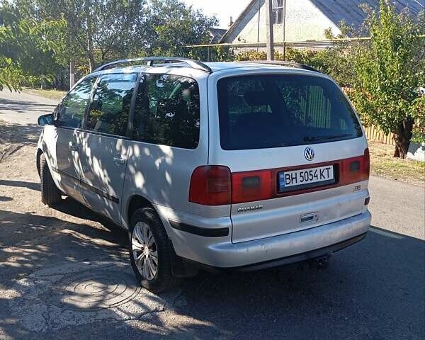 Сірий Фольксваген Шаран, об'ємом двигуна 1.9 л та пробігом 300 тис. км за 3500 $, фото 6 на Automoto.ua