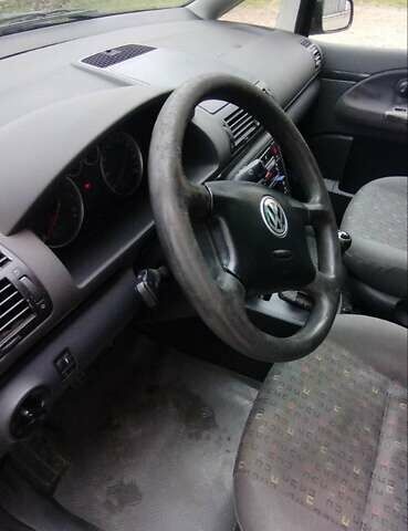 Сірий Фольксваген Шаран, об'ємом двигуна 1.9 л та пробігом 380 тис. км за 4000 $, фото 20 на Automoto.ua