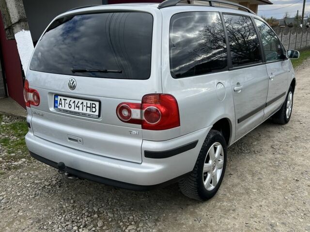 Серый Фольксваген Шаран, объемом двигателя 1.9 л и пробегом 290 тыс. км за 3700 $, фото 3 на Automoto.ua