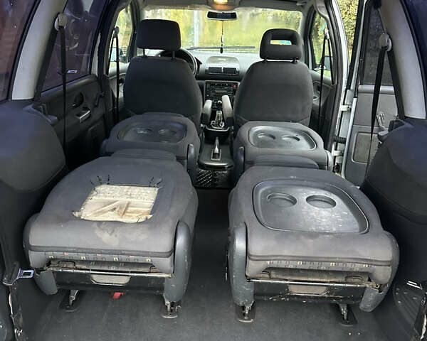 Серый Фольксваген Шаран, объемом двигателя 1.9 л и пробегом 427 тыс. км за 4699 $, фото 21 на Automoto.ua