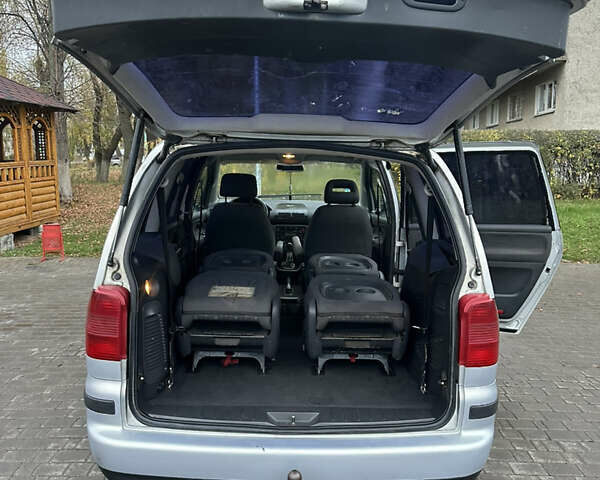 Серый Фольксваген Шаран, объемом двигателя 1.9 л и пробегом 427 тыс. км за 4699 $, фото 20 на Automoto.ua