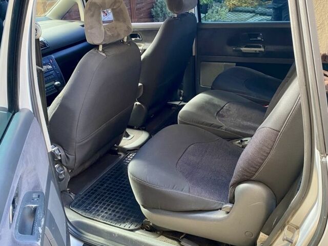 Серый Фольксваген Шаран, объемом двигателя 1.9 л и пробегом 330 тыс. км за 4500 $, фото 8 на Automoto.ua