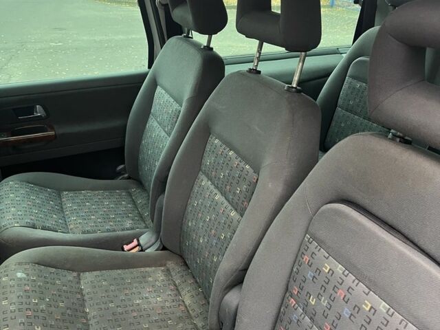 Серый Фольксваген Шаран, объемом двигателя 0 л и пробегом 400 тыс. км за 1700 $, фото 4 на Automoto.ua