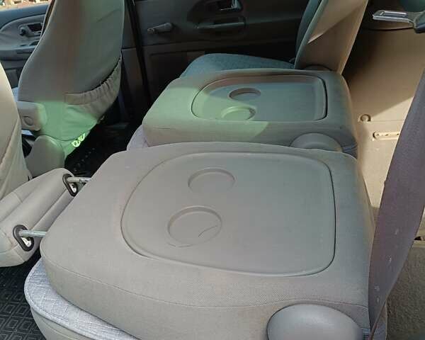 Серый Фольксваген Шаран, объемом двигателя 1.78 л и пробегом 300 тыс. км за 4500 $, фото 3 на Automoto.ua