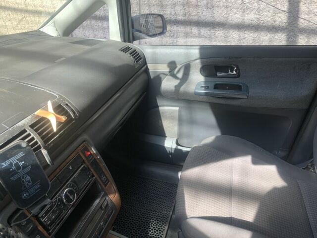 Серый Фольксваген Шаран, объемом двигателя 1.8 л и пробегом 380 тыс. км за 2700 $, фото 13 на Automoto.ua